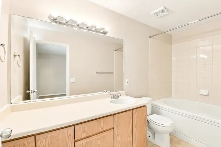 Master bedroom "Utilities included"