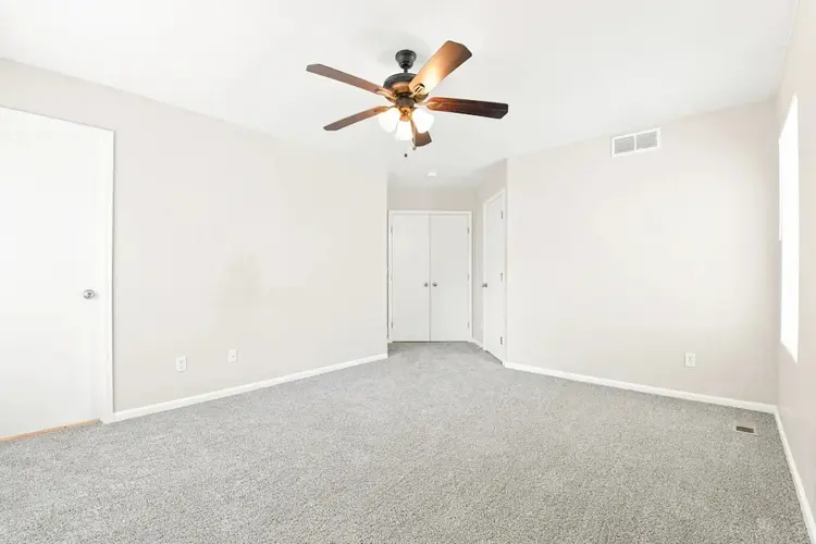 Master bedroom "Utilities included"