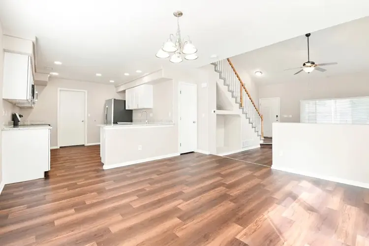 Lovely Listing *Utilities included