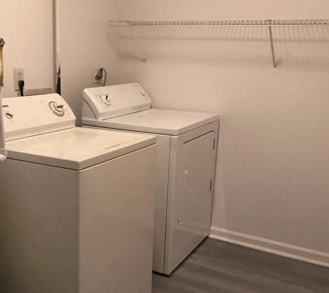 Urgent Sublease The Chase Apartment