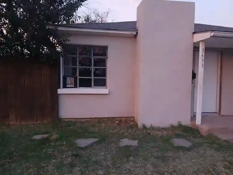 Large room for rent, private entran