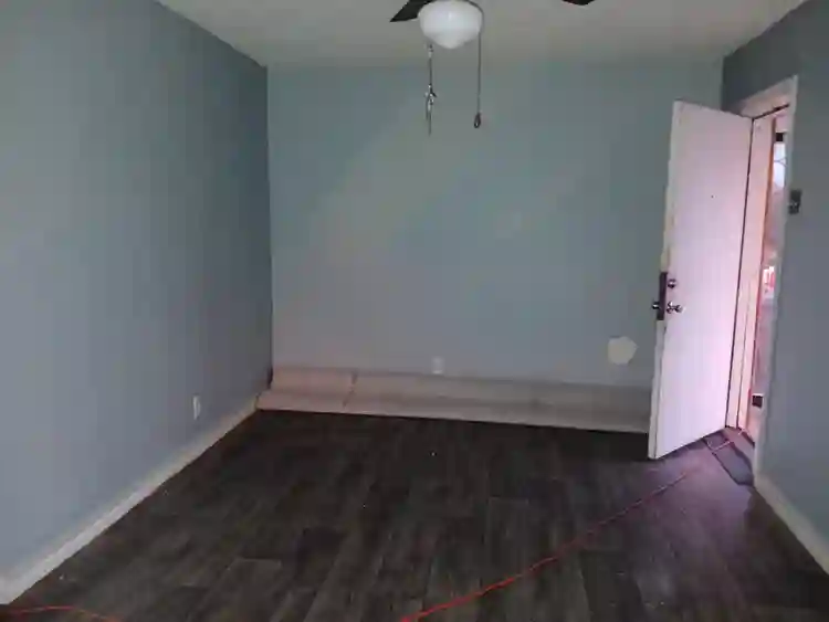 Large room for rent, private entran