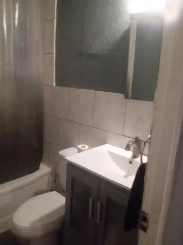 Large room for rent, private entran