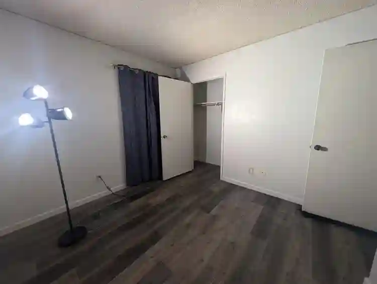 Single-Occupancy Room For Rent