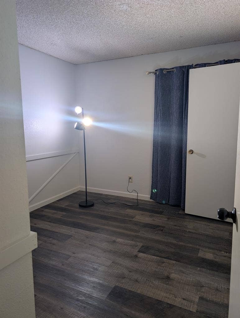 Single-Occupancy Room For Rent