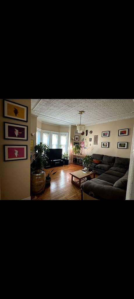 Great location in East Somerville