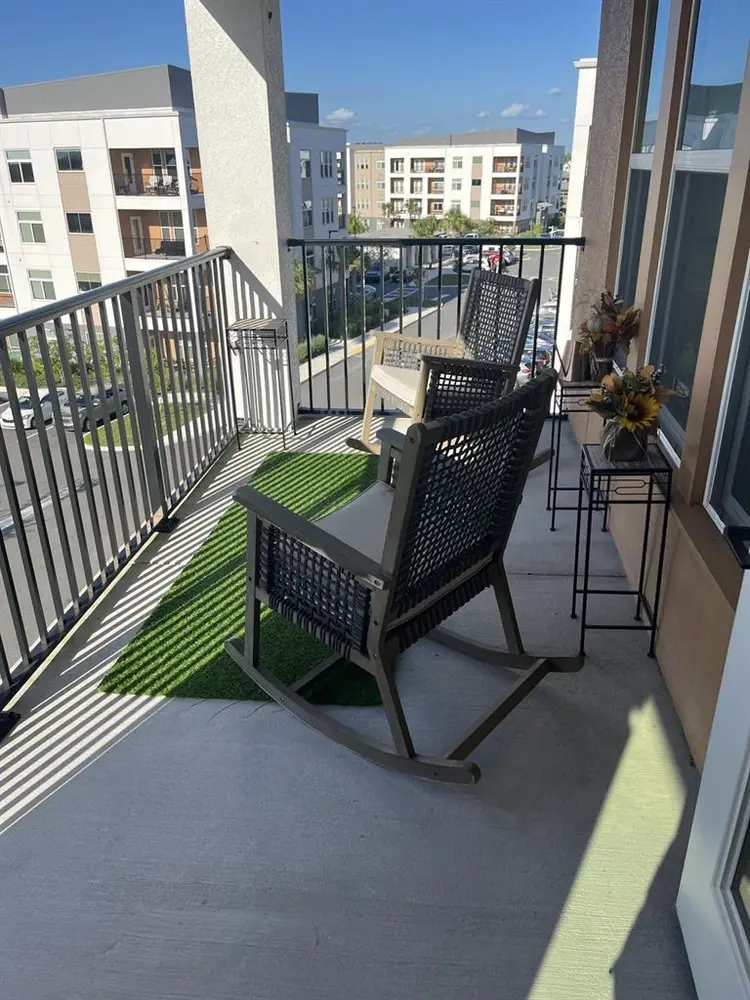 Beautiful 1 bedroom, private bath