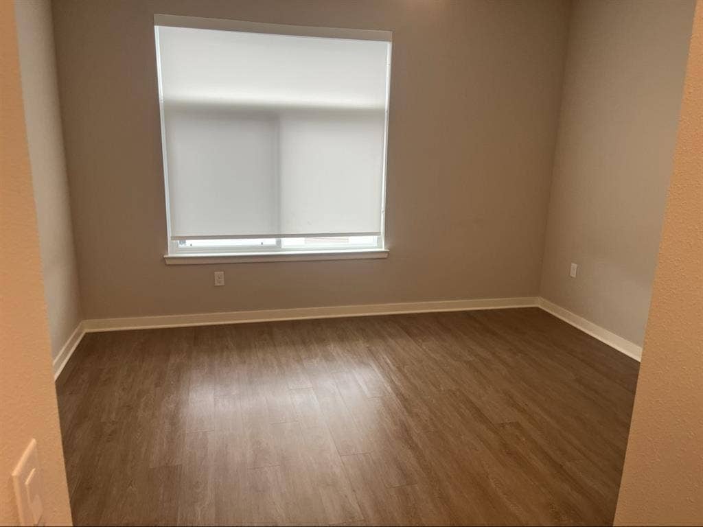 Beautiful 1 bedroom, private bath