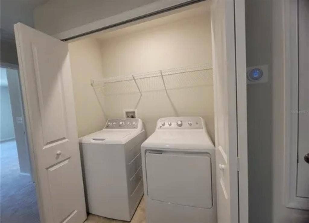 Room for Rent (Great Location)
