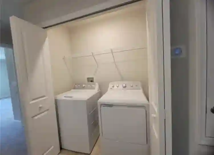Room for Rent (Great Location)