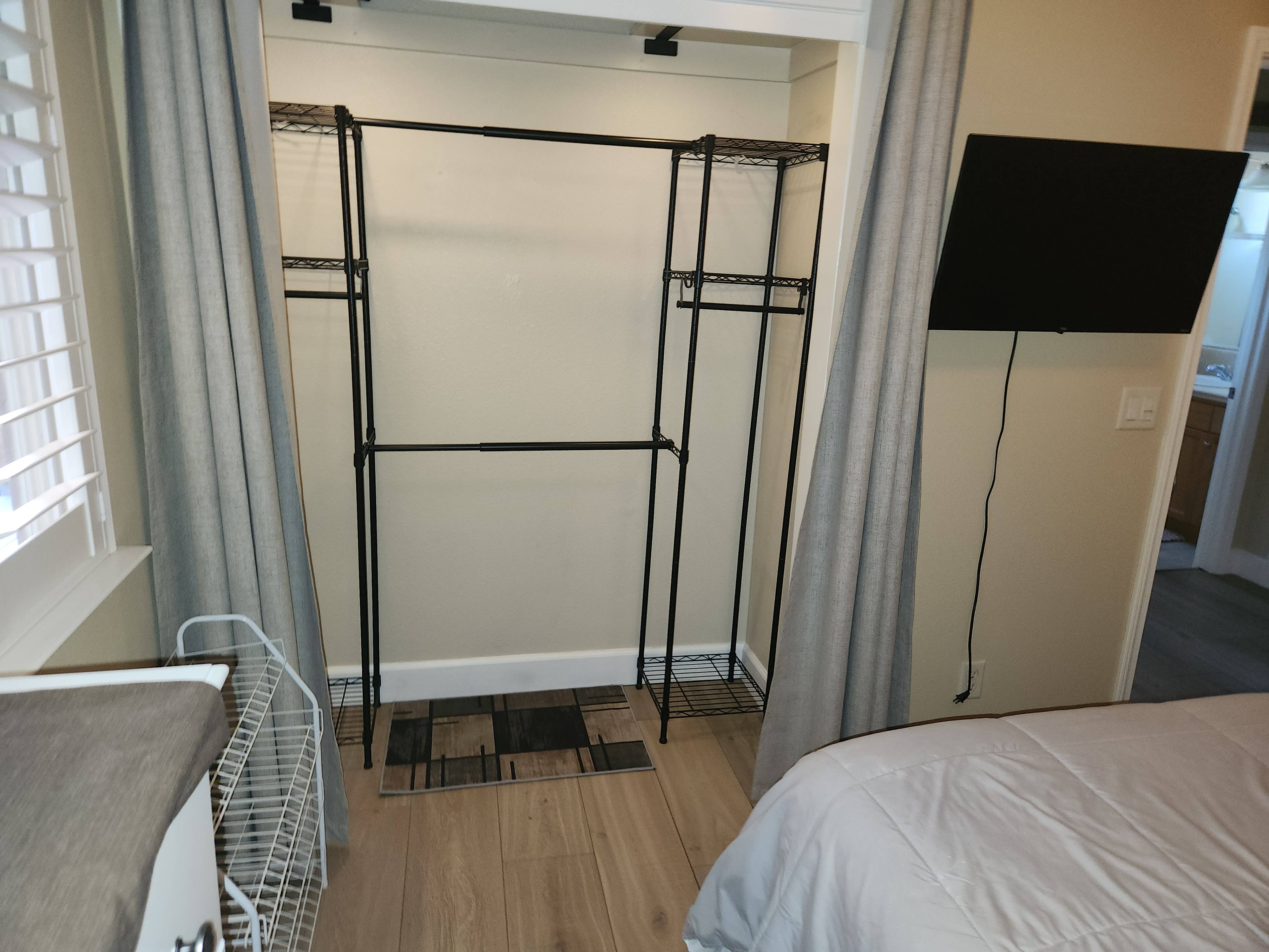 Nice room complete access