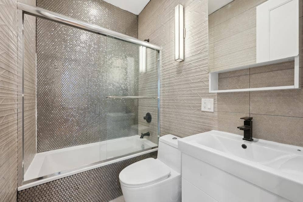 Furnished Room in Ridgewood, Queens