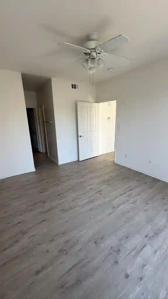 Master bedroom near Torrey pines