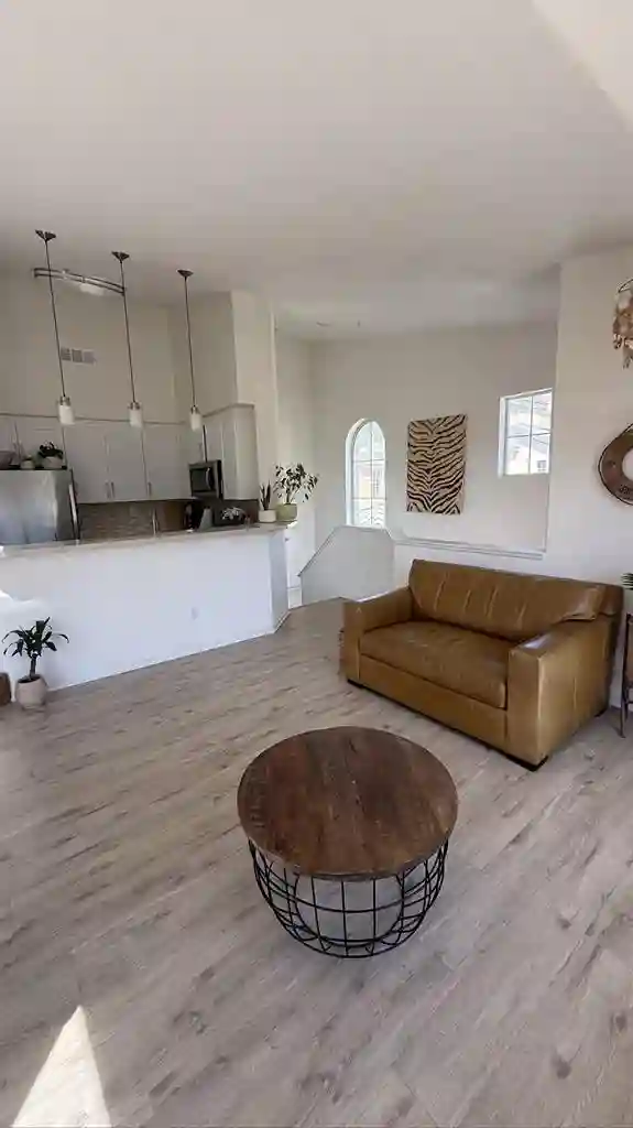 Master bedroom near Torrey pines