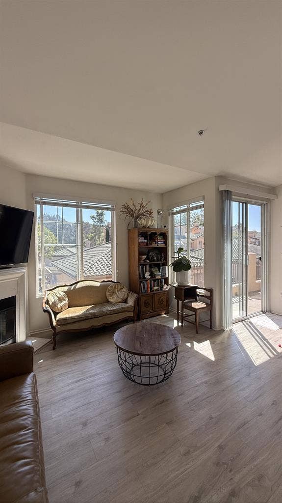 Master bedroom near Torrey pines