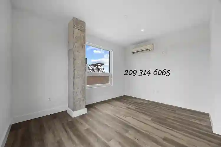 Welcome to 30 Broad