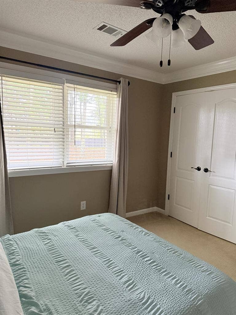 Room for rent $800 for women only.