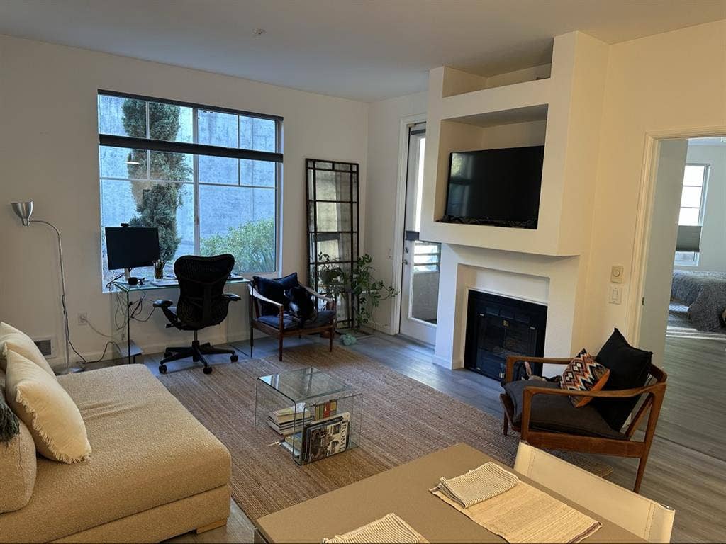 Private room $2000