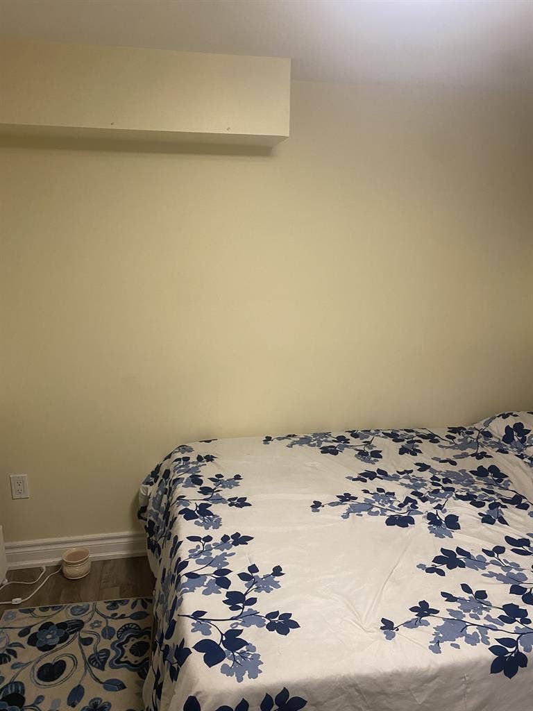 Room For Rent - 2 bedroom-1bathr00m