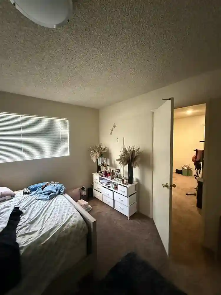 Private Room for Rent in Hawthorne