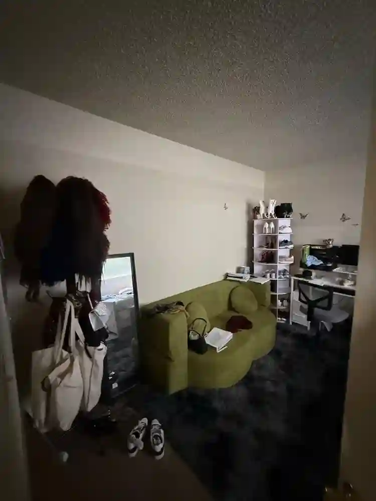 Private Room for Rent in Hawthorne