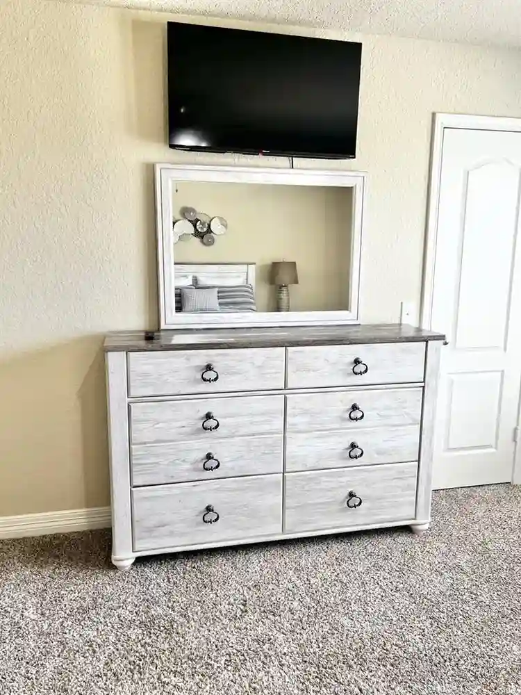 Spacious room for rent