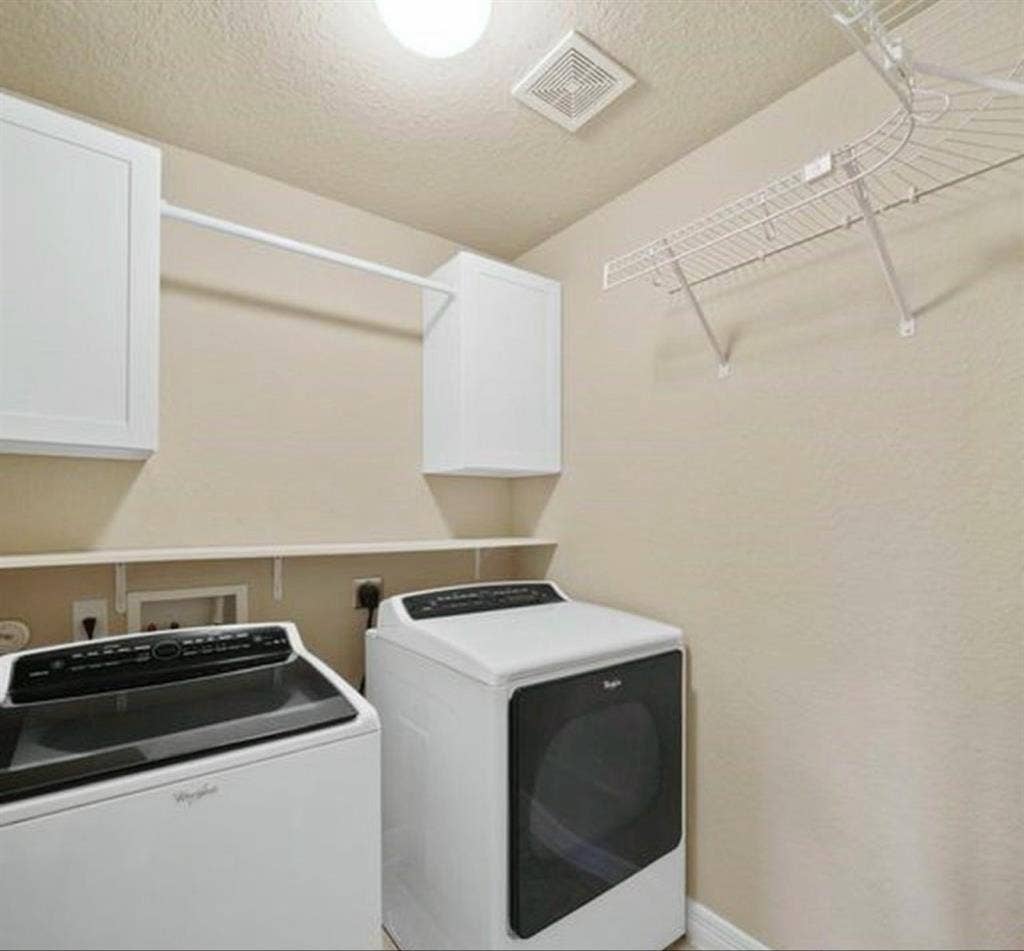 Spacious room for rent