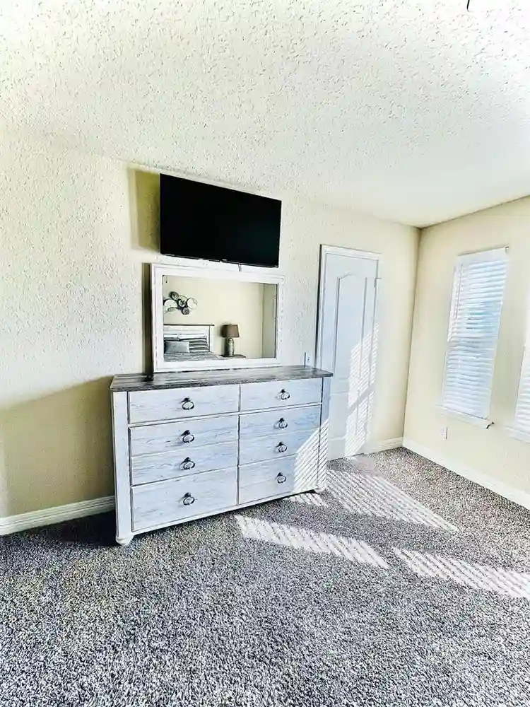 Spacious room for rent