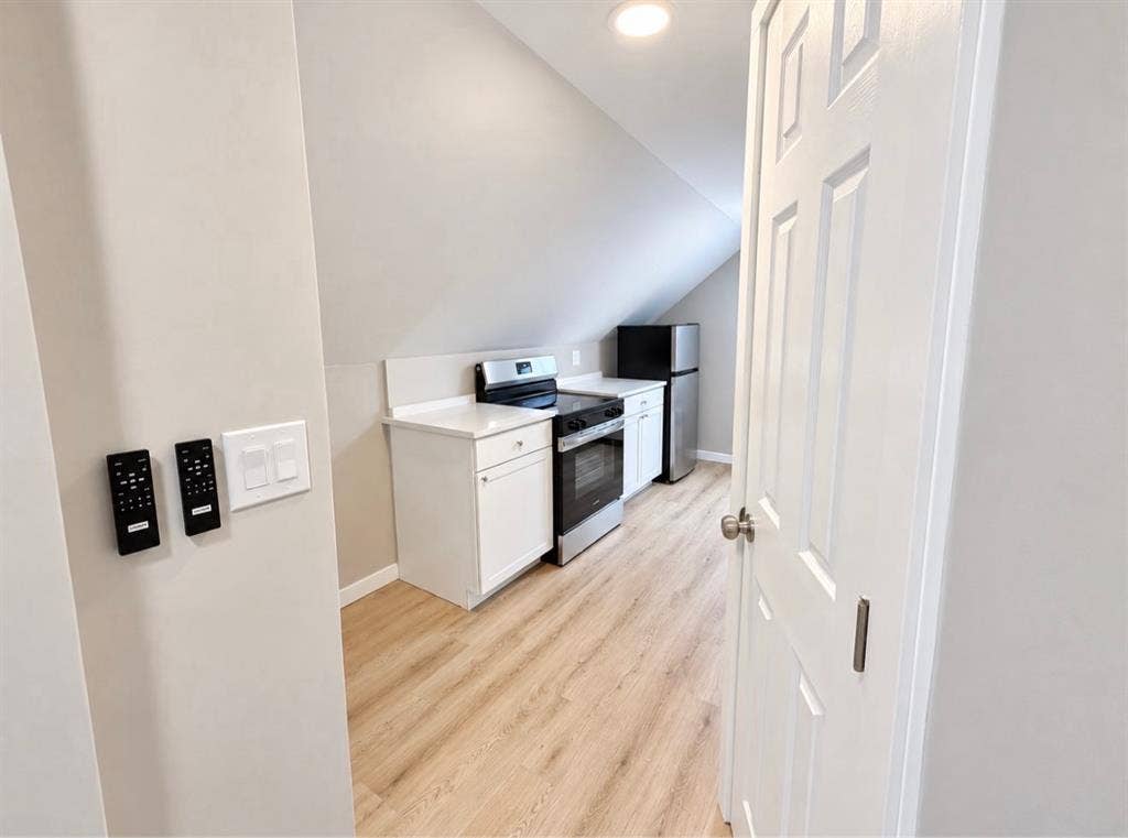 Studio in Farmington Village