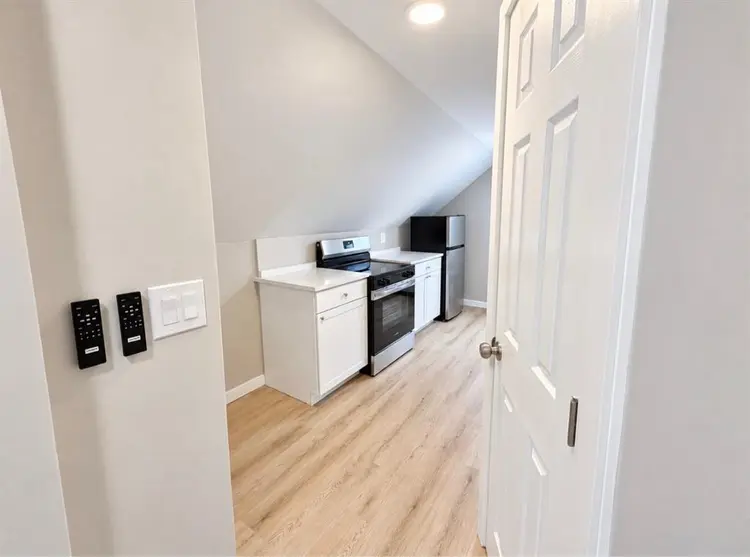 Studio in Farmington Village