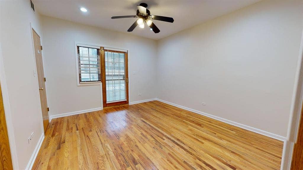 1 BR in Chicago