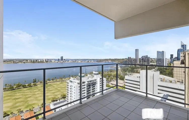 East Perth WA room available