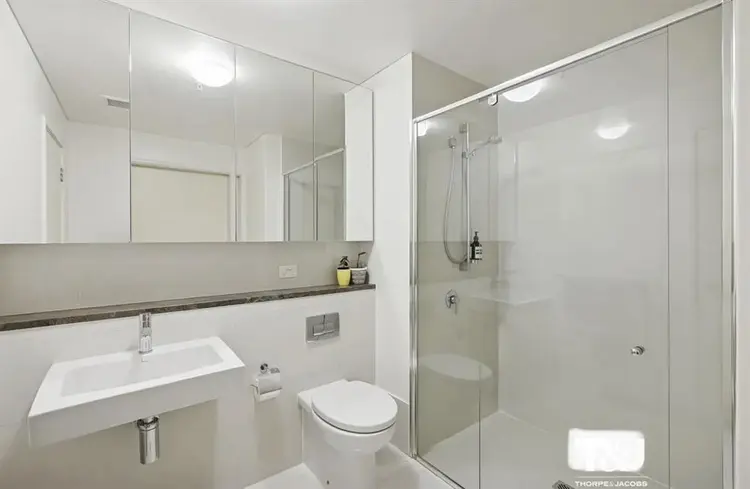 East Perth WA room available