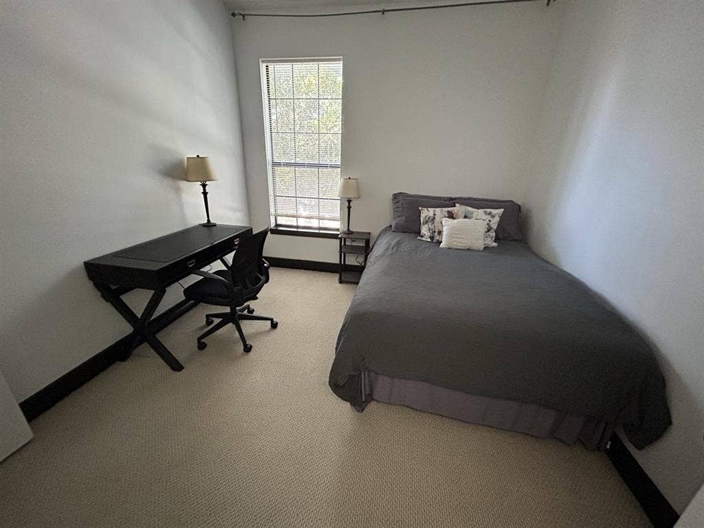 Furnished room in EaDo