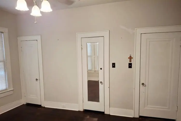 Bedroom Near Historic Downtown