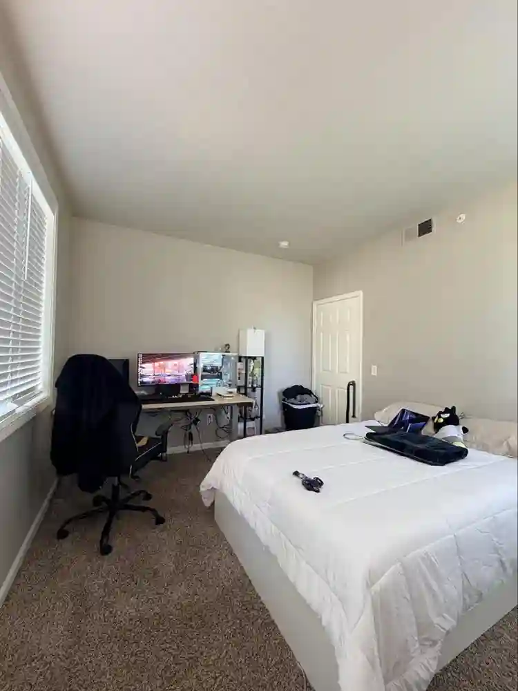 Room for Rent $1200/Month