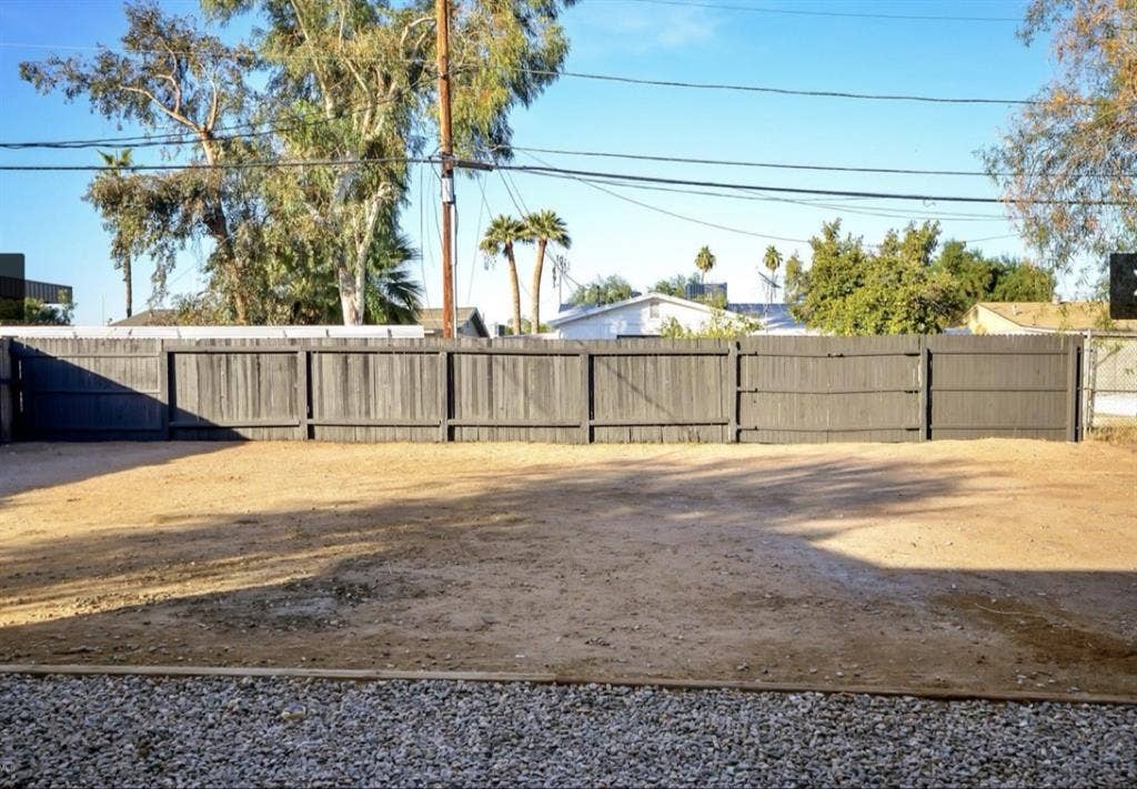 Room for rent in Central Phoenix