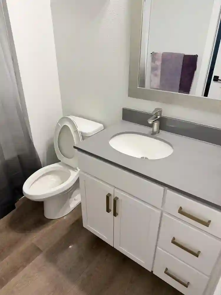 Room with en suite in newer Villa