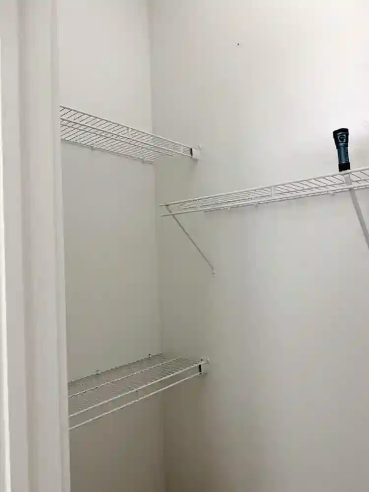 Room with en suite in newer Villa