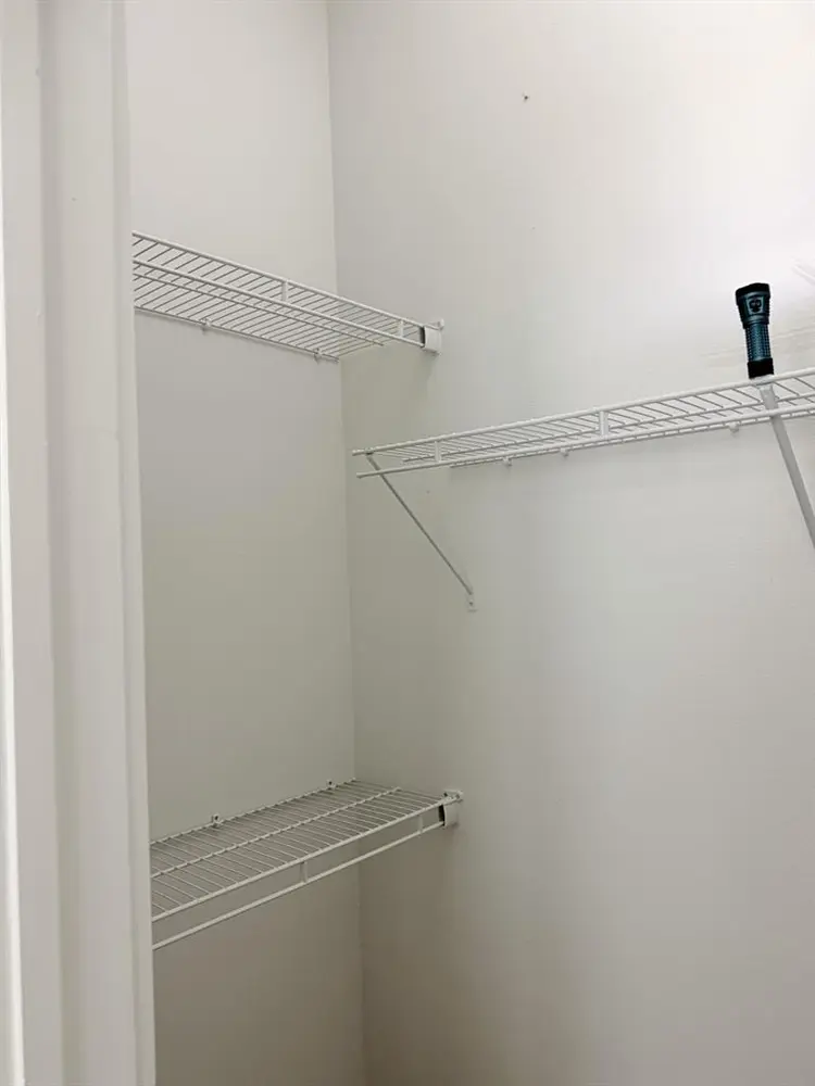 Room with en suite in newer Villa