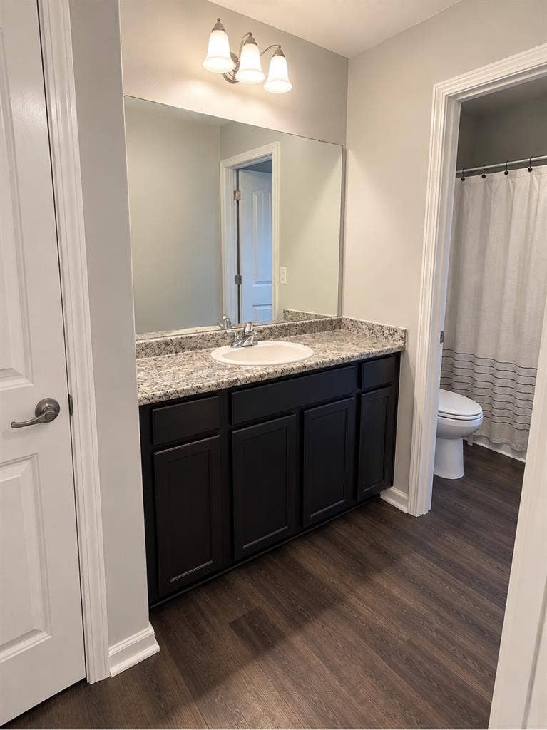 Looking for a responsible roommate