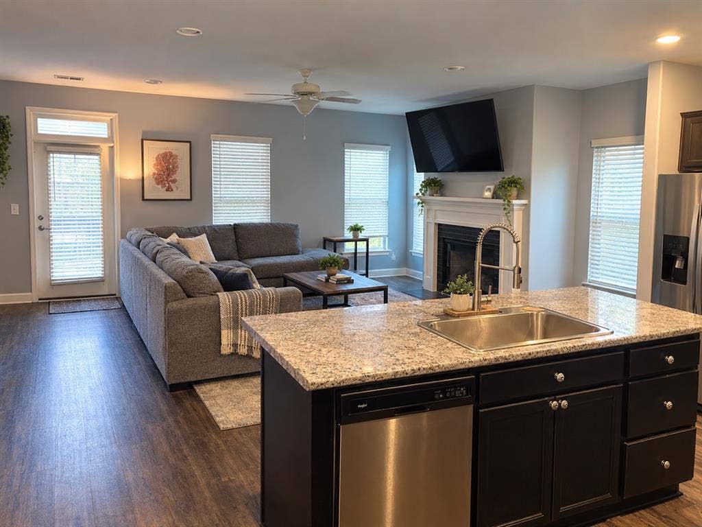 Looking for a responsible roommate