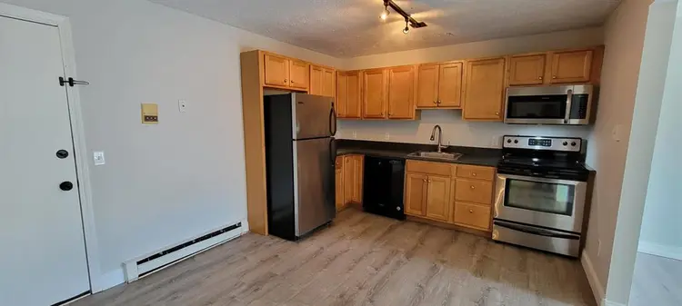 Furnished 1-BR unit in Manchester