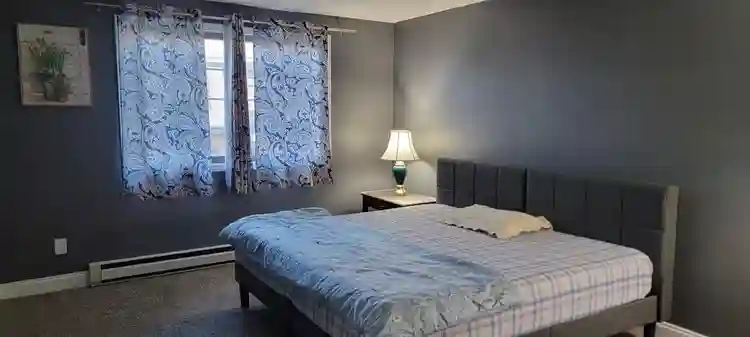 Furnished 1-BR unit in Manchester