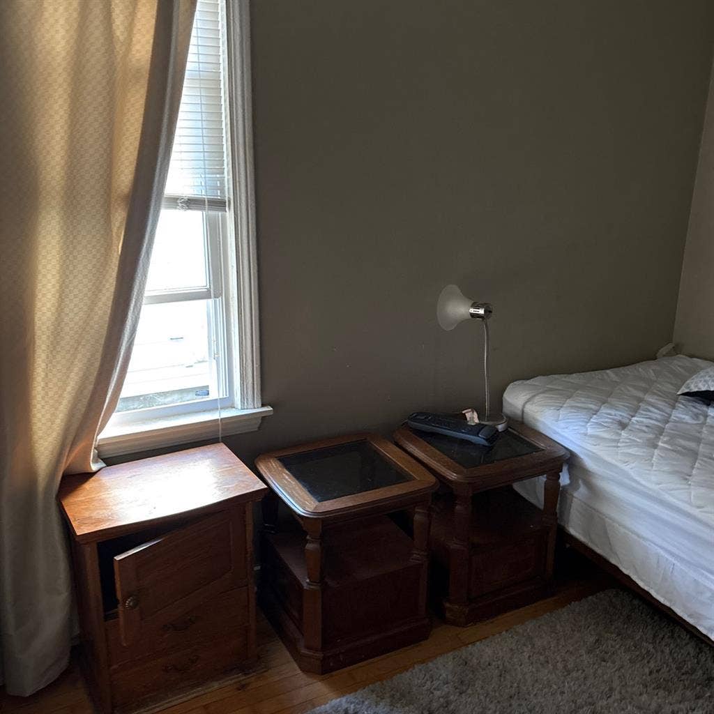 Spare bedroom to be rented
