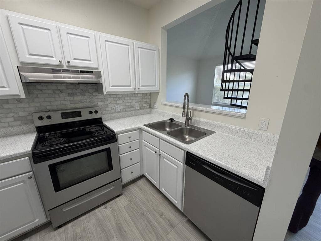 Two bedroom (room & loft) in Durham