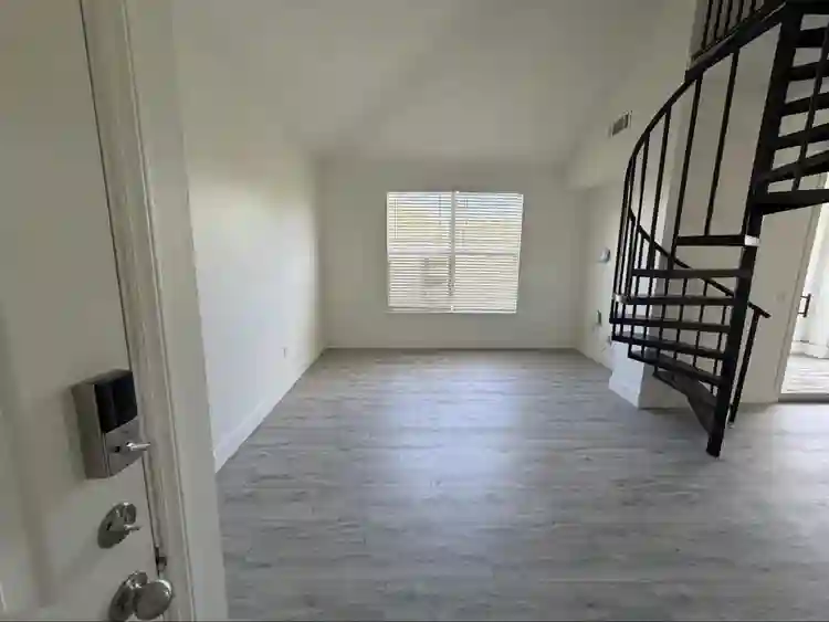 Two bedroom (room & loft) in Durham