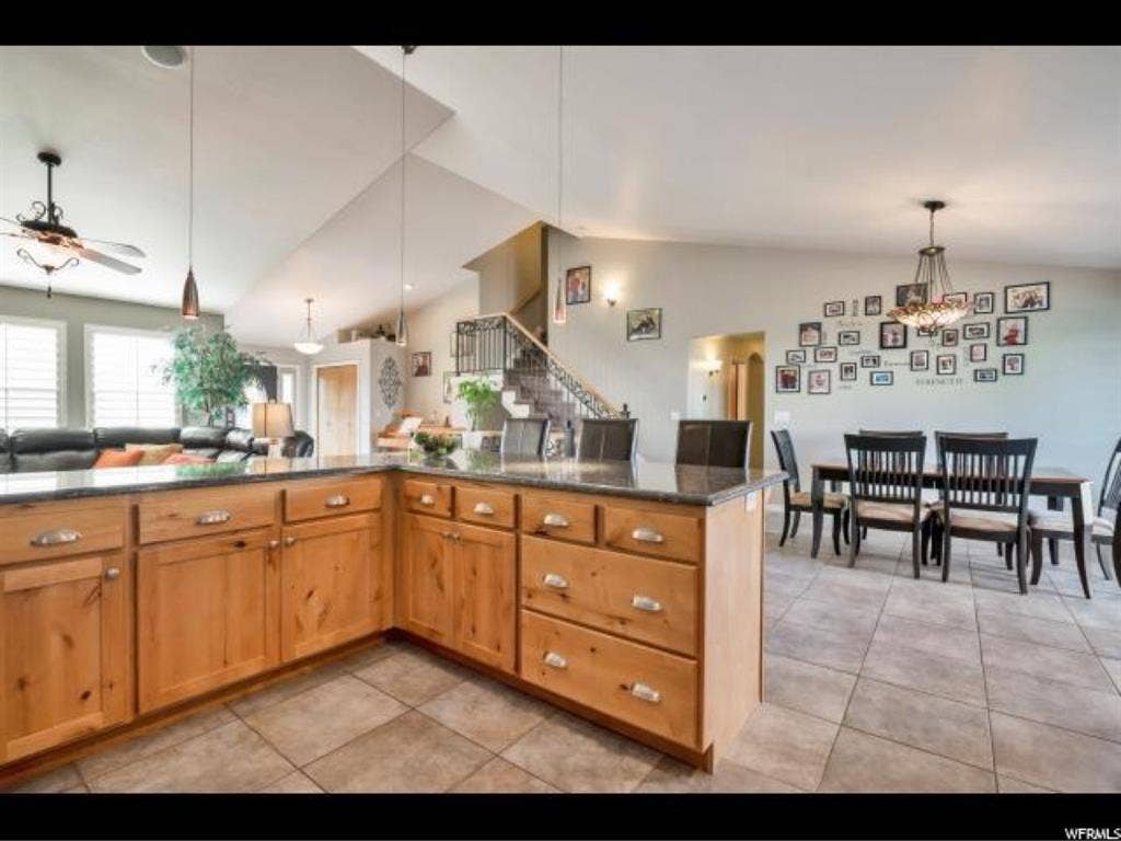 Looking for flat mate.