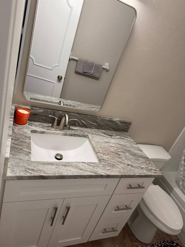 Master bedroom Private Bathroom