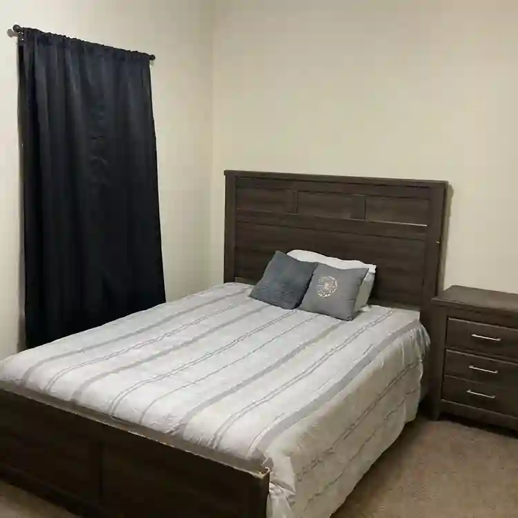 Quiet and serene - split expenses